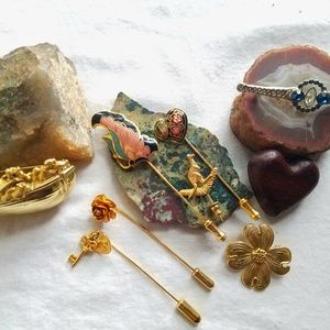 Vintage bundle pins